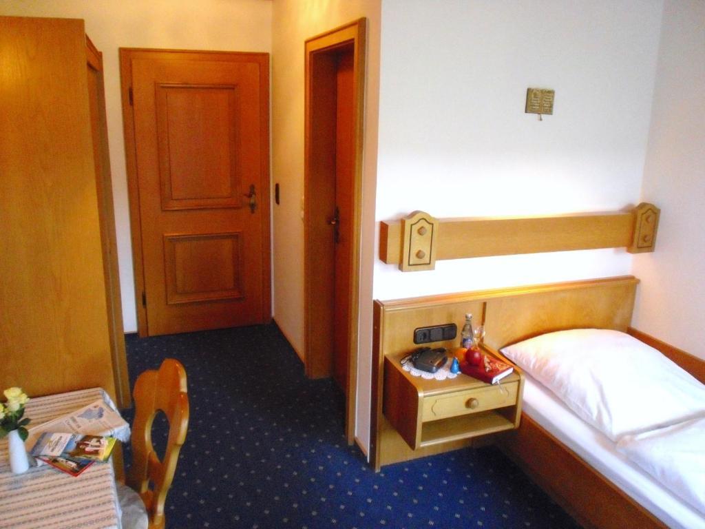 Gasthof-Pension-Kraus Achslach Kamer foto